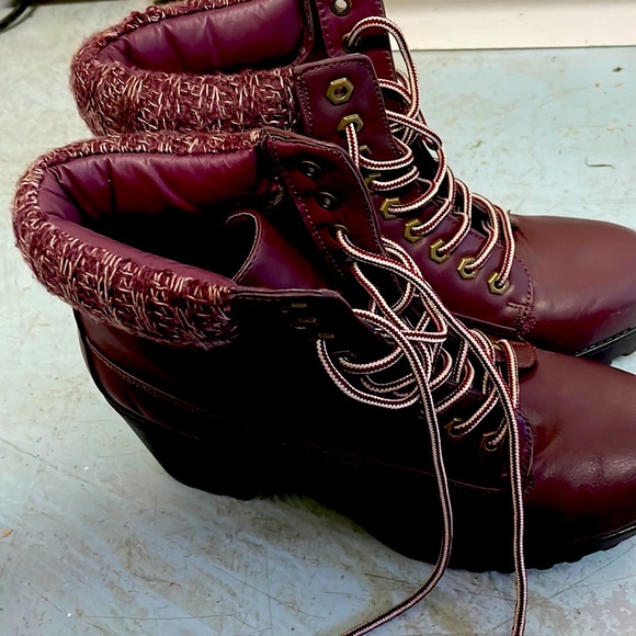 NEW 😍Burgundy Boot - Picture 2 of 5
